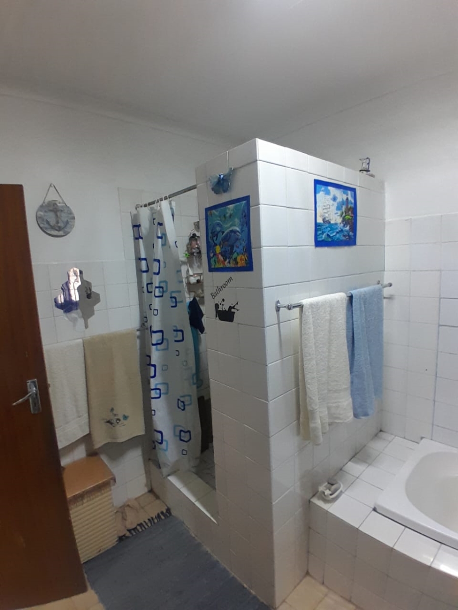 4 Bedroom Property for Sale in Deneysville Free State